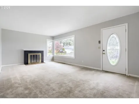 1103 SE 120th Avenue Portland OR 97216