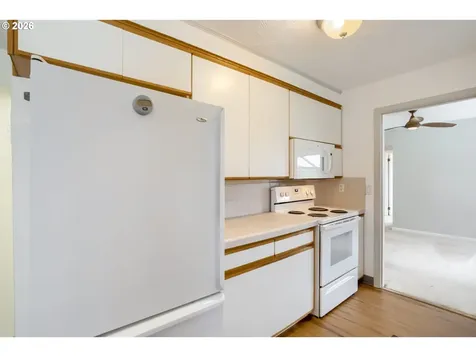 1103 SE 120th Avenue Portland OR 97216