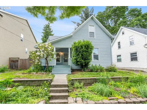 9039 N Richmond Avenue Portland OR 97203