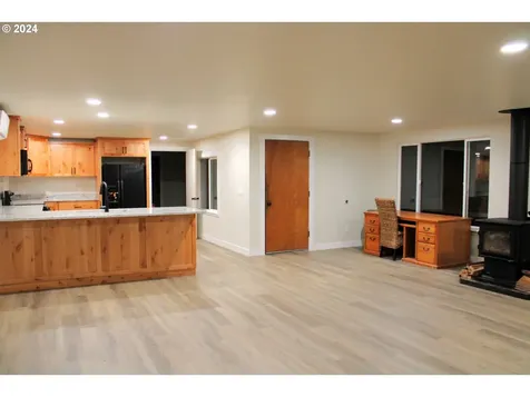221 Greenhill Drive Roseburg OR 97471
