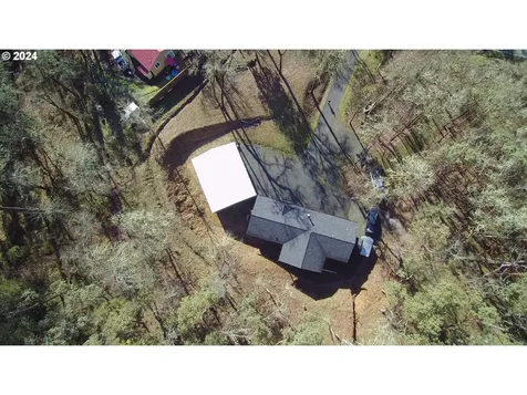 221 Greenhill Drive Roseburg OR 97471