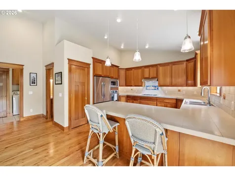 33302 Neacoxie Lane Warrenton OR 97146