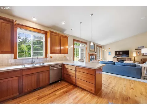 33302 Neacoxie Lane Warrenton OR 97146
