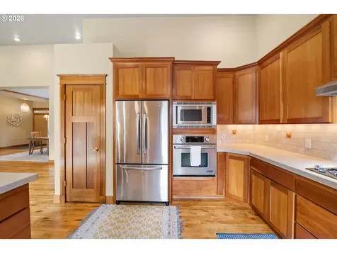 33302 Neacoxie Lane Warrenton OR 97146
