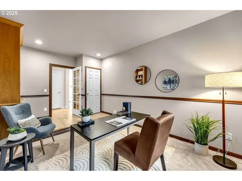 8910 SW Lancelot Lane Portland OR 97219