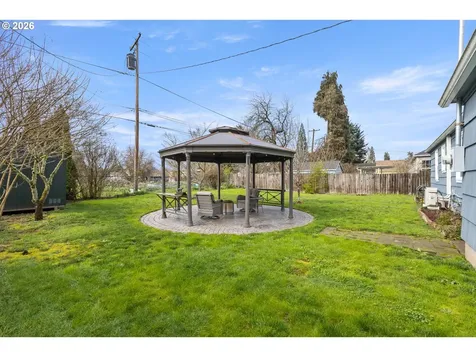 824 W Nebo Street Roseburg OR 97471
