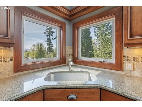 37817 SE Hidden Falls Road Washougal WA 98671