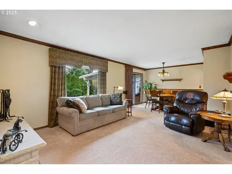3034 SE Brian Street Hillsboro OR 97123
