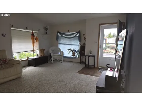 17401 SE 39th Street Vancouver WA 98683