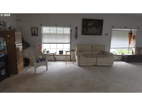 17401 SE 39th Street Vancouver WA 98683