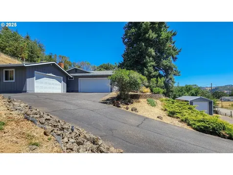 6649 Garden Valley Road Roseburg OR 97471