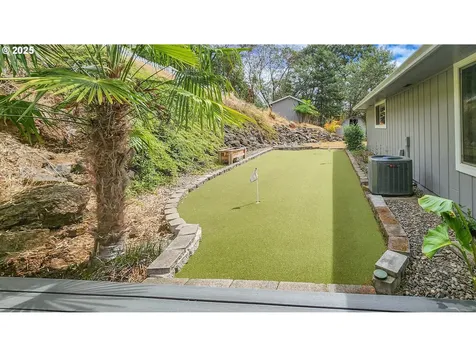 6649 Garden Valley Road Roseburg OR 97471
