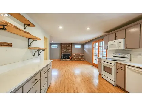 6649 Garden Valley Road Roseburg OR 97471