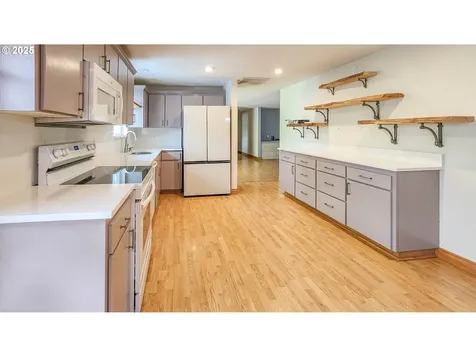 6649 Garden Valley Road Roseburg OR 97471