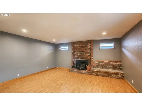 6649 Garden Valley Road Roseburg OR 97471