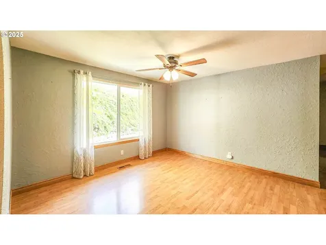 6649 Garden Valley Road Roseburg OR 97471