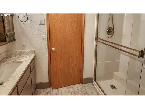6649 Garden Valley Road Roseburg OR 97471