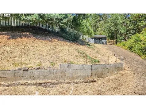 6649 Garden Valley Road Roseburg OR 97471