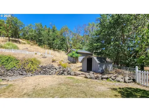 6649 Garden Valley Road Roseburg OR 97471