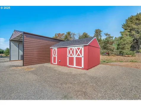 24843 S Blundell Road Canby OR 97013