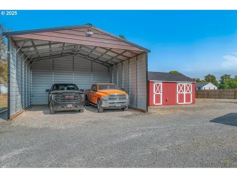 24843 S Blundell Road Canby OR 97013