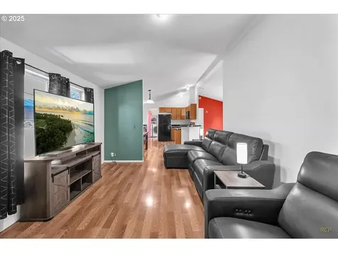 24843 S Blundell Road Canby OR 97013