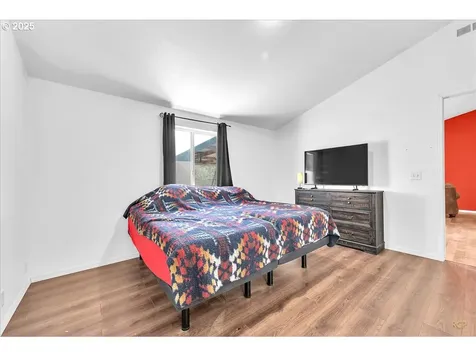 24843 S Blundell Road Canby OR 97013