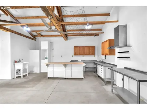 24843 S Blundell Road Canby OR 97013