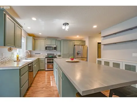 2301 NW 15th Street Battle Ground WA 98604