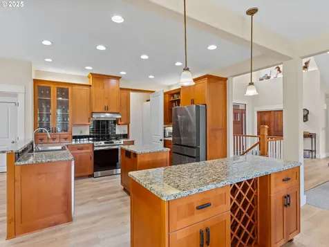 21800 S Green Mountain Road Colton OR 97017