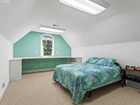 21800 S Green Mountain Road Colton OR 97017