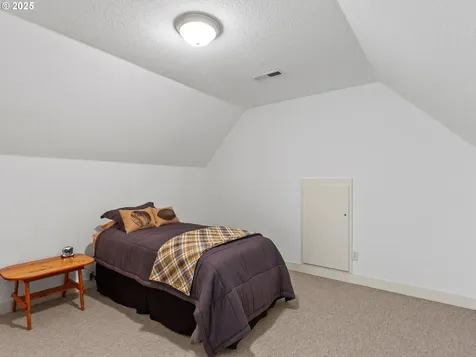 21800 S Green Mountain Road Colton OR 97017