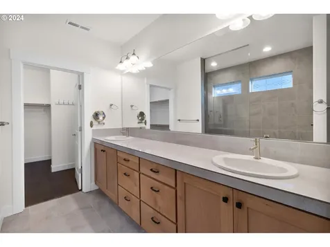 3953 SE 78th Avenue Hillsboro OR 97123
