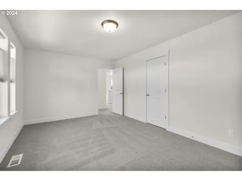 3953 SE 78th Avenue Hillsboro OR 97123