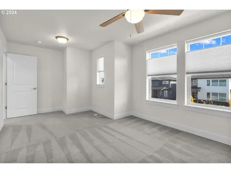 3953 SE 78th Avenue Hillsboro OR 97123