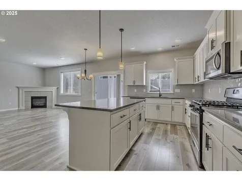 1015 S Nectarine Street Cornelius OR 97113