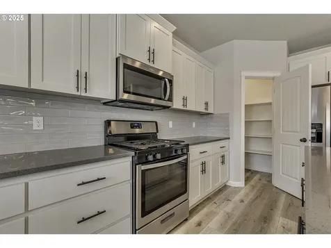1015 S Nectarine Street Cornelius OR 97113