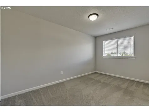 1015 S Nectarine Street Cornelius OR 97113