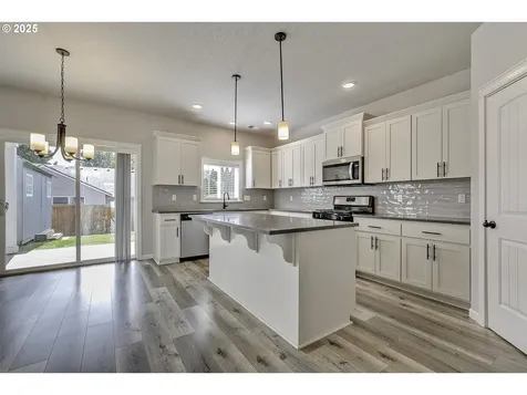 1015 S Nectarine Street Cornelius OR 97113