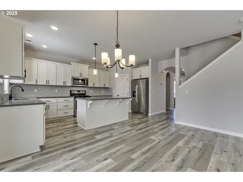 1015 S Nectarine Street Cornelius OR 97113