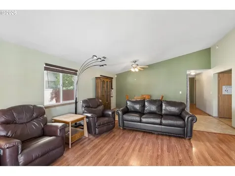 2611 NE 164th Avenue Vancouver WA 98684
