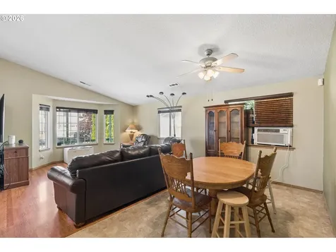 2611 NE 164th Avenue Vancouver WA 98684