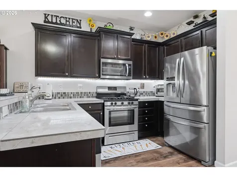 9225 N Boxwood Street Camas WA 98607