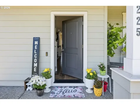 9225 N Boxwood Street Camas WA 98607