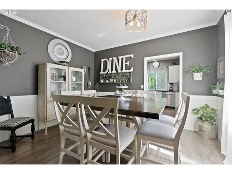 8775 SW Comanche Way Tualatin OR 97062