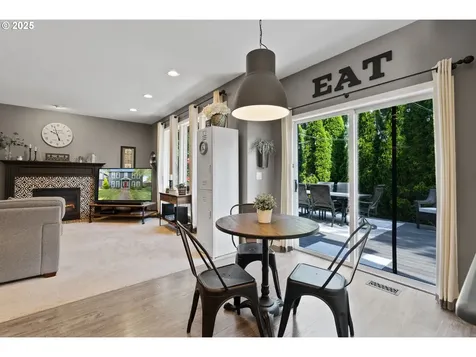8775 SW Comanche Way Tualatin OR 97062