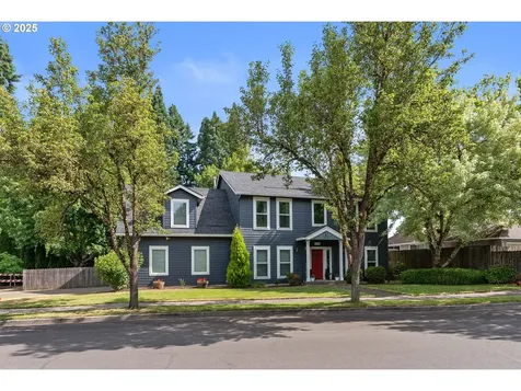 8775 SW Comanche Way Tualatin OR 97062