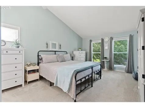 8775 SW Comanche Way Tualatin OR 97062