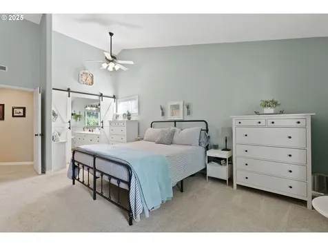 8775 SW Comanche Way Tualatin OR 97062