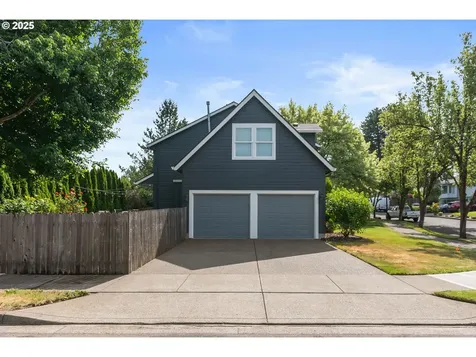 8775 SW Comanche Way Tualatin OR 97062